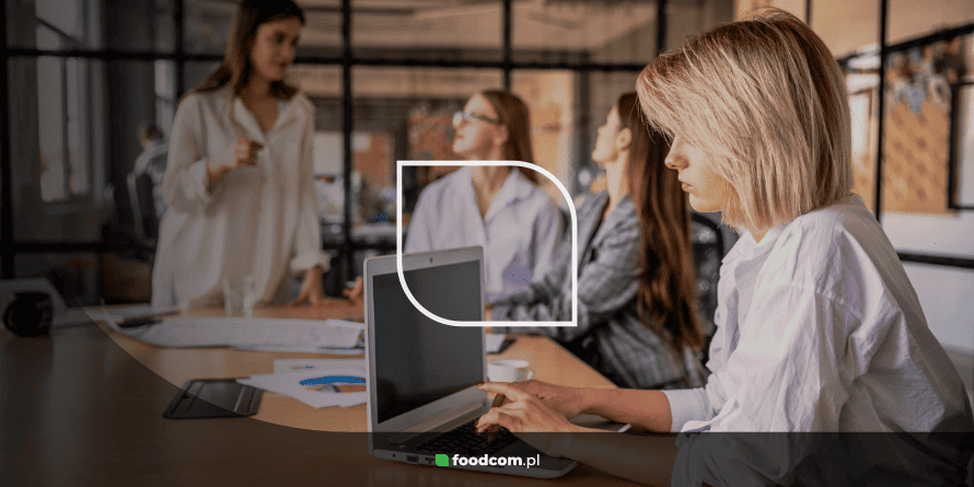 Praca stacjonarna w sprzedaży B2B – czy nadal ma przewagę?